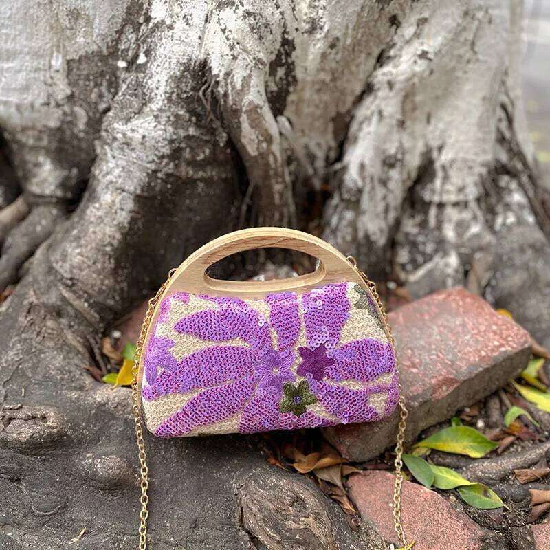 FIRMRANCH Special Wooden Sequin Embroidery Flower Handbag For Evening Party Gentle Aristocratic Temperament Bead Shell Bag