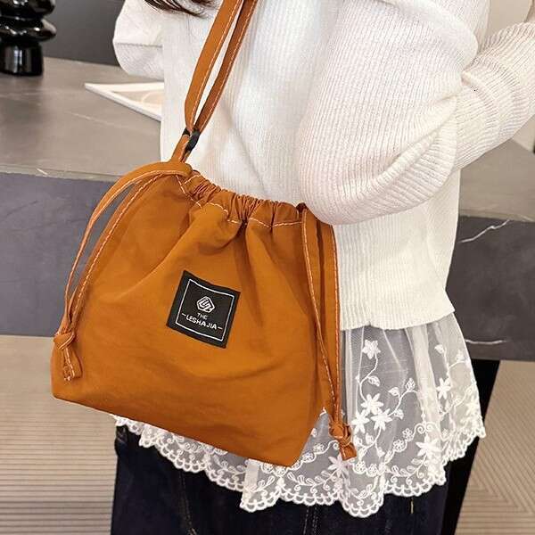 2025 Spring New Fashionable Niche Design Small Square Trendy Casual Textured Women's Shoulder Crossbody Bag