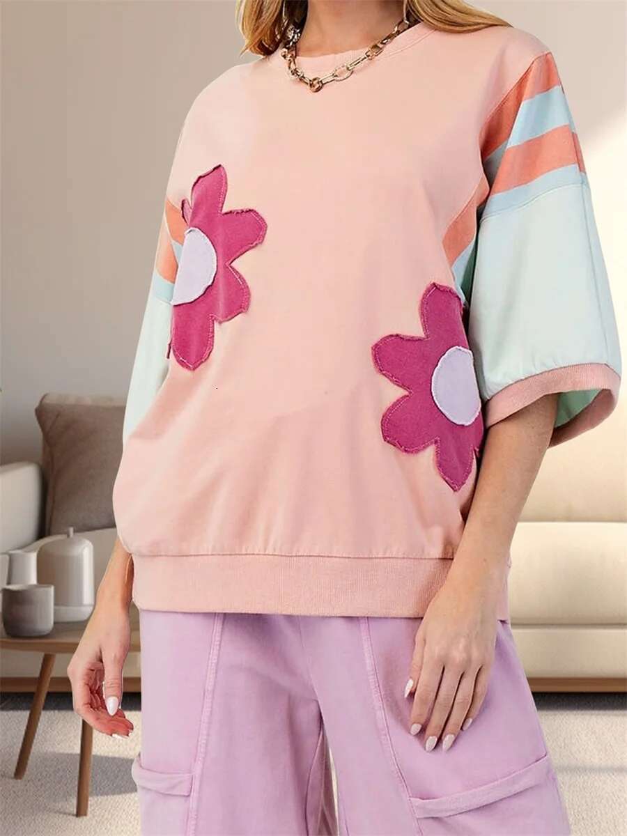 Womens V-neck Short Sleeve Striped Print Casual T-shirt with Pocket for Summer Beach Vacation or Daily Wear