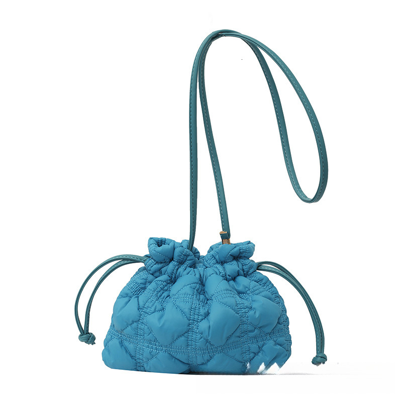 Free Shipping 2025 New Designer Bag Minimalist Quilted Drawstring Bucket Bag Luxury Wallet Soft Nylon Shoulder Bag Lightweight Dumpling Bag Trendy Han