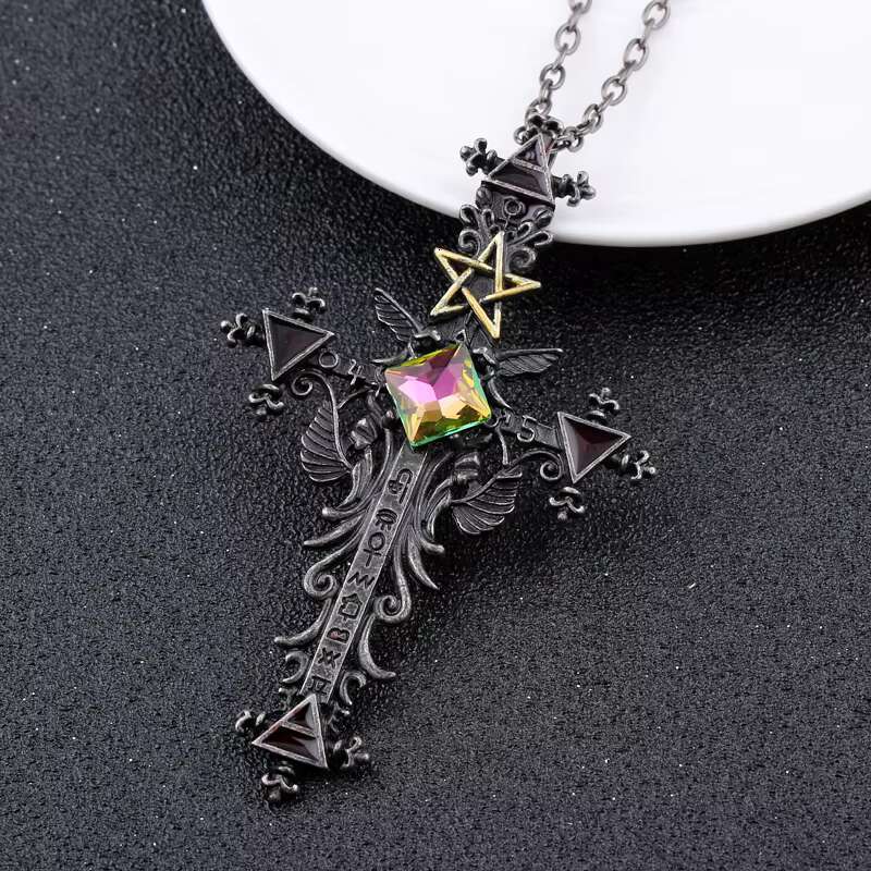 New Vintage Product Cross Pendant Necklace Fashion Women Gift Necklace Cross Drilled Crystal Pendant Necklace