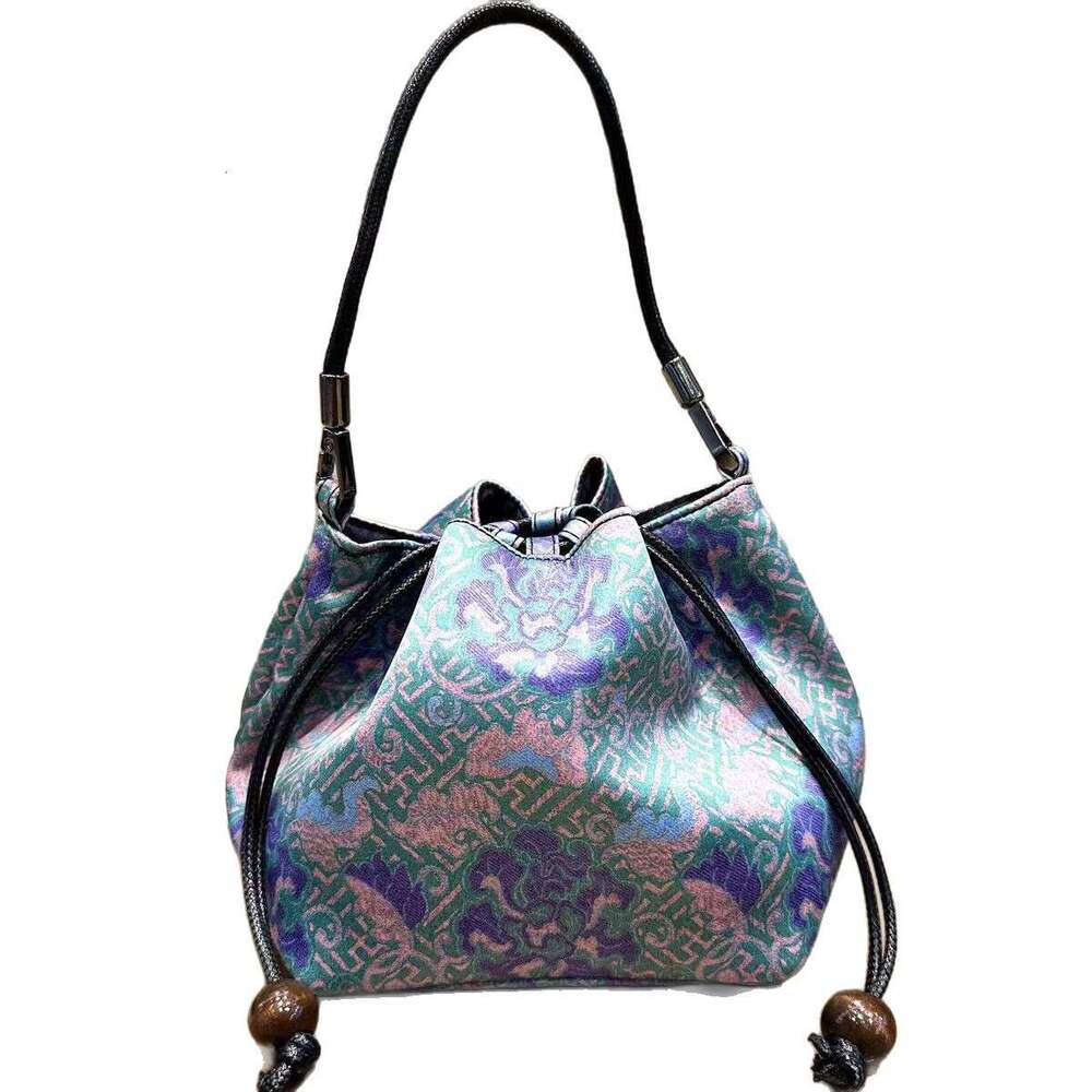 2025 Xiangyun Silk Handheld Crossbody Drawstring Ethnic Hanfu Cheongsam Style Envelope Bag New Model