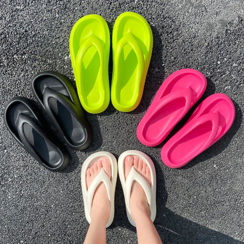 2025 Summer Fashion Platform Flip Flops Women Outdoor Thick Sole Pillow Slippers Woman Candy Color Non Slip EVA Beach Sandals 250605