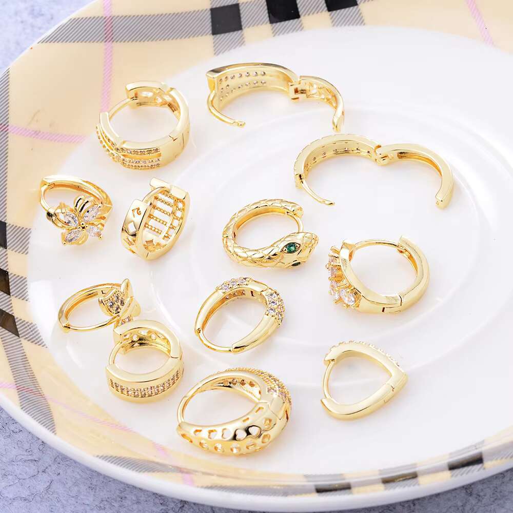 Fashion Designs 18k Gold Plated Earring Jewelry Gold Stud Women Geometric Non Tarnish Waterproof Jewelry Earring