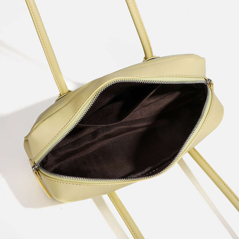 Korean Style Niche Boston Women's 2024 Summer New Simple Large Capacity Underarm Versatile Handbag Shoulder Bag