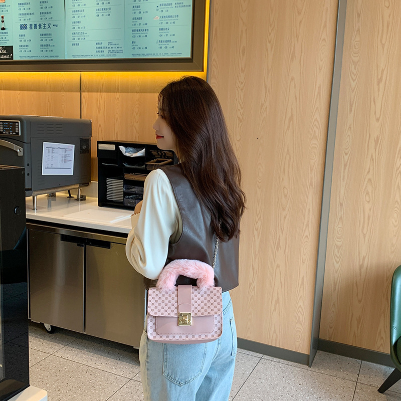 Free Shipping 2025 New Designer Bag Plush Luxury Wallet Color Blocked Trendy Small Square Bag Fashion Handbag Chain Printed Single Shoulder Diagonal C