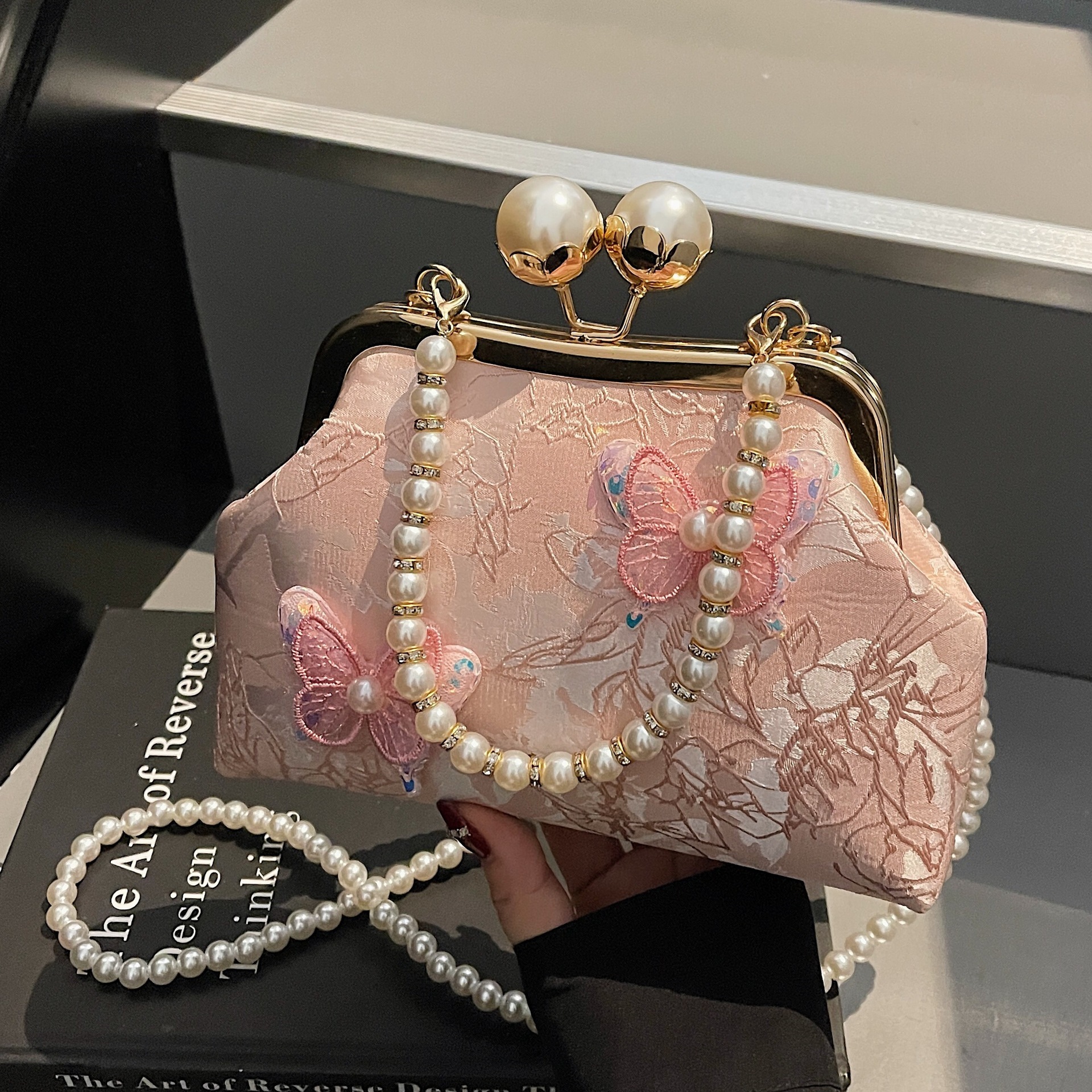 designer Large Capacity Lace Clutch Women's Handbag High-end Shoulder Crossbody Bag Cheongsam Bag Ancient Style Pearl Handbag