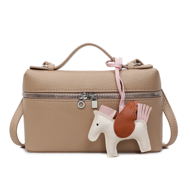 designer High-end Handbag Small Square Bag 2025 New Women's Bag Summer Trendy Textured Handbag Crossbody Bag Commuter Women's Bag