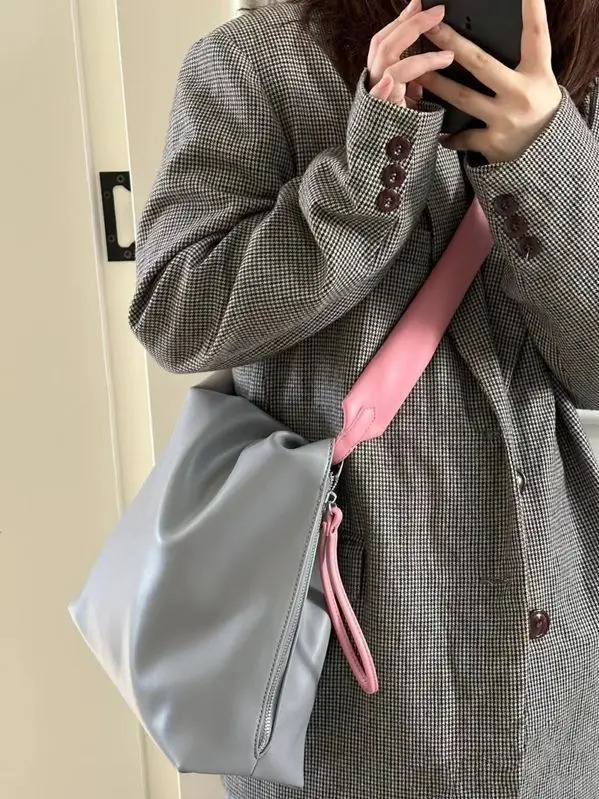 Fashion Soft Leather Shoulder Bag High Quality Solid Color Cotton SOFT Casual WOMEN Zipper Hand Bags for Women 250606