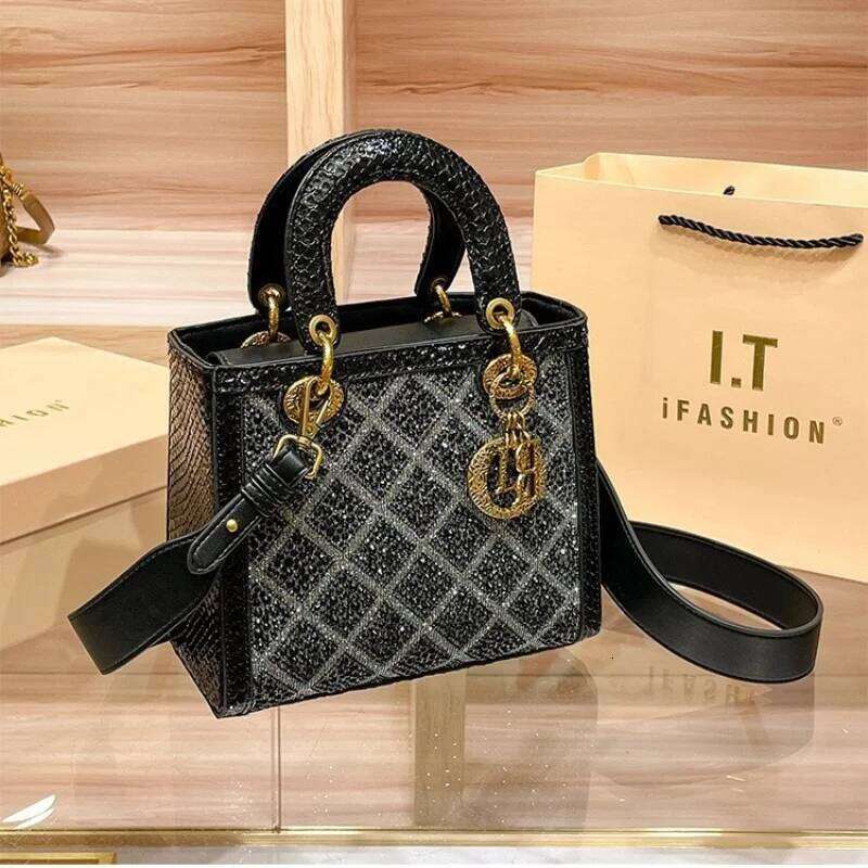 Fashion Dias Light Hundred Shoulder Girls Handbag Toffee Snake Print Women's Bag Cowhide