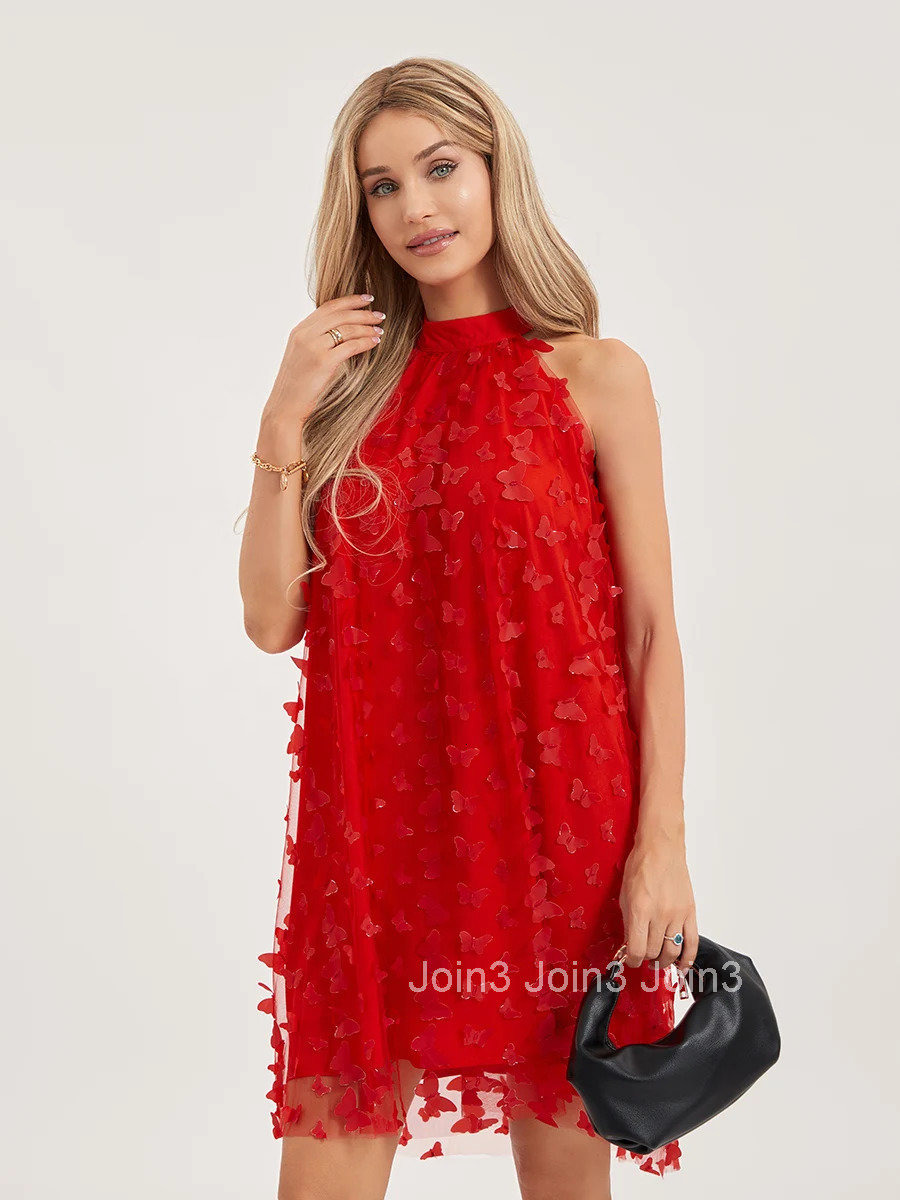 Elegant Lace Embroidered Sleeveless Halter Neck Dress with Floral Appliques and Mesh Overlay for Summer Cocktail Party