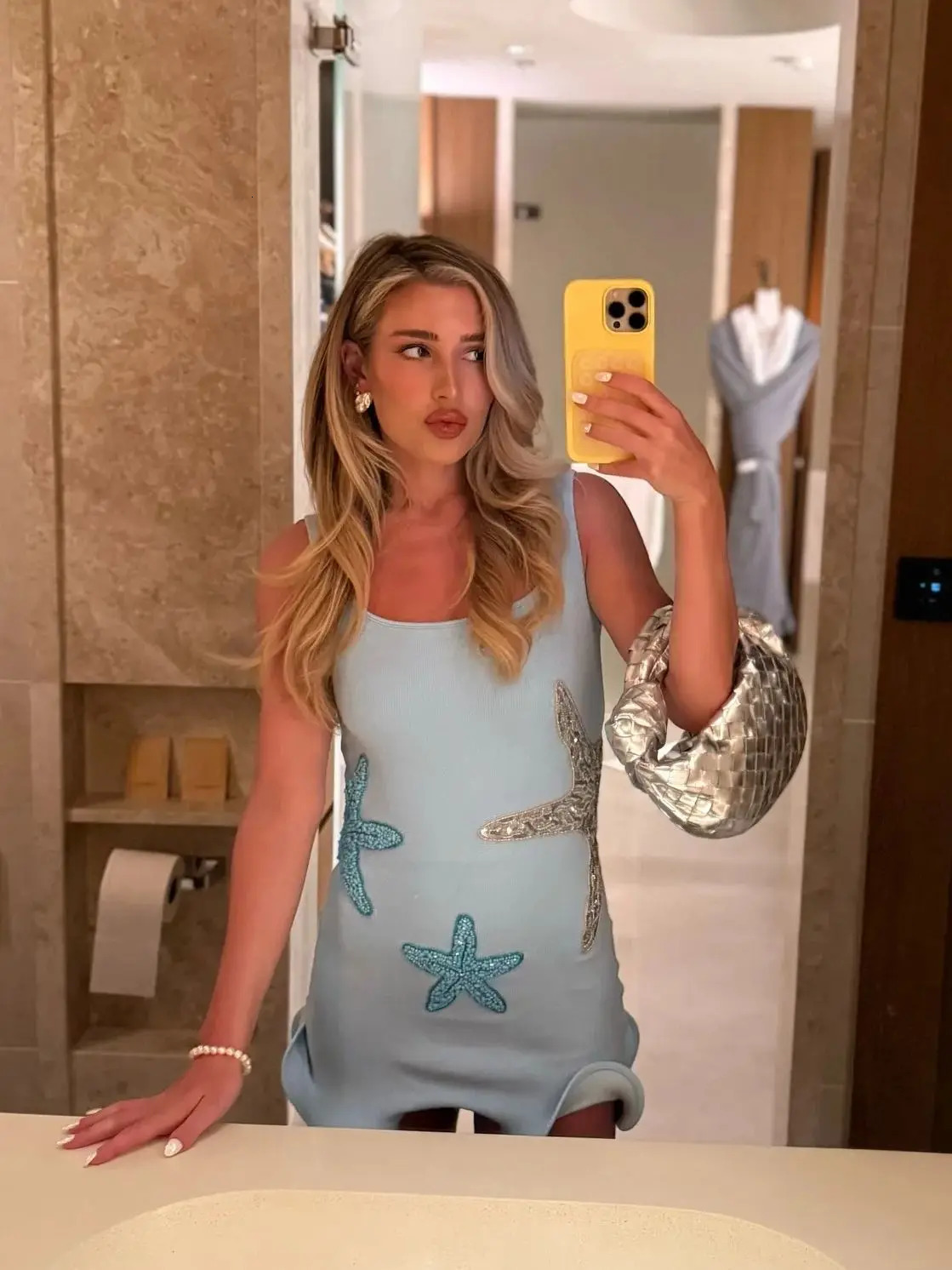 Chic Shinny Starfish Sequins Slim Mini Dresses Women Sexy U Neck Backless Sleeveless Vestidos Elegant Lady Evening Party Gowns 250605