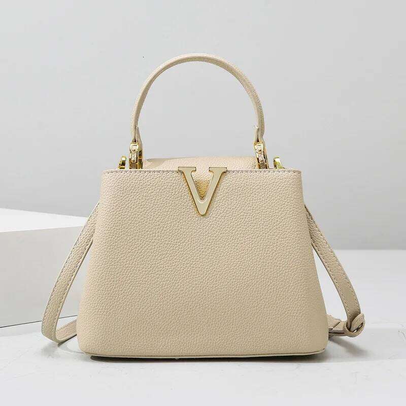 New Summer Versatile High-end Sense Exquisite Handbag Crossbody Commuter Women's Bag