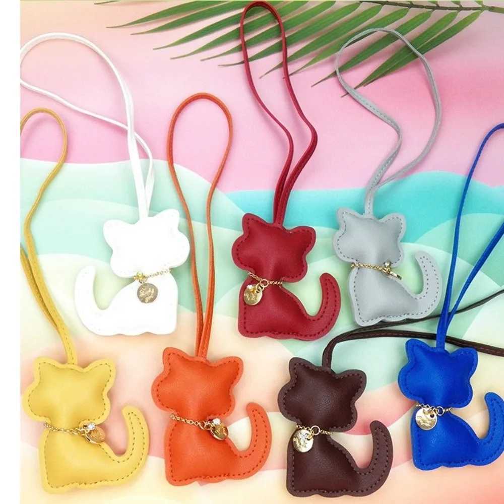 Fashion PU Leather Cat Pendant Keychain Cute Animal Keyring Women Bag Charm Handbag Hanging Decoration For Girl Gifts XJ250607