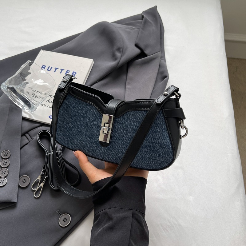 designer High-end Niche Design Bag for Women 2025 New Autumn Versatile Fashion Single Shoulder Underarm Bag Popular Baguette Bag