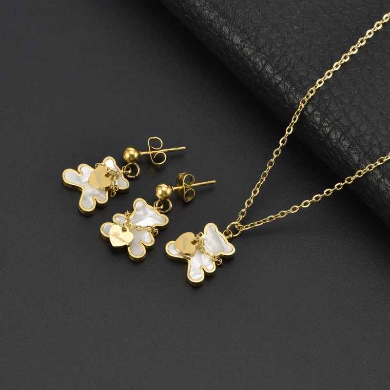 White Shell Cute Little Bear Peach Heart Stainless Steel Jewelry Set Necklace Earrings for women Z250607