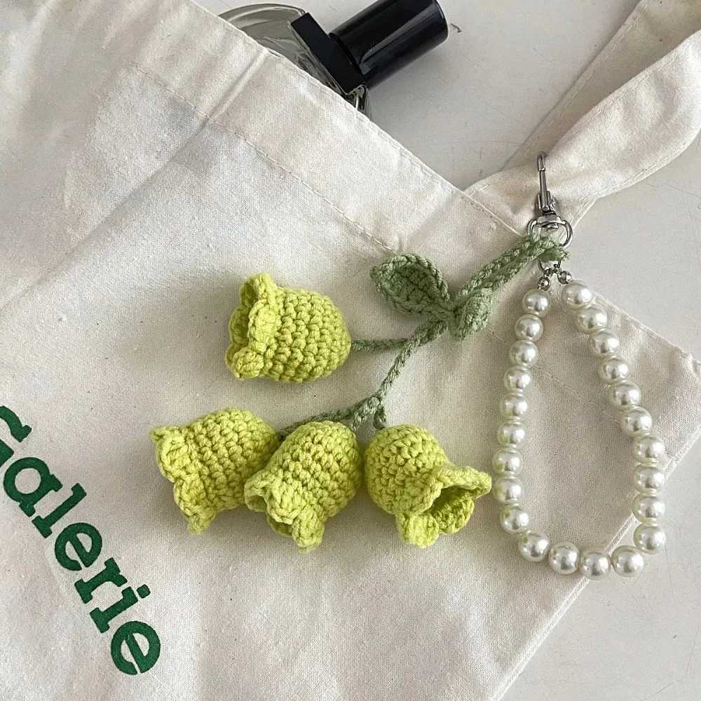 Creative Wool Crocheted Bolling Orchid Key Ring Ins Cute Girl Pearl Chain Key Chain Handmade Knitted Bag Pendant Charm Gift XJ250607