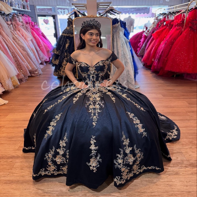 Princess Black And Gold Quinceanera Dresses 2025 Off Shoulder Vestidos De 15 Anos Lace Up Glamorous Birthday Party Bespoke Occasion Sweet 16 Dress
