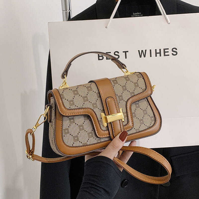 Fashion Printed Handbag Light Luxury Texture Letter Shoulder Casual Versatile Crossbody New Women's Commuter Bag