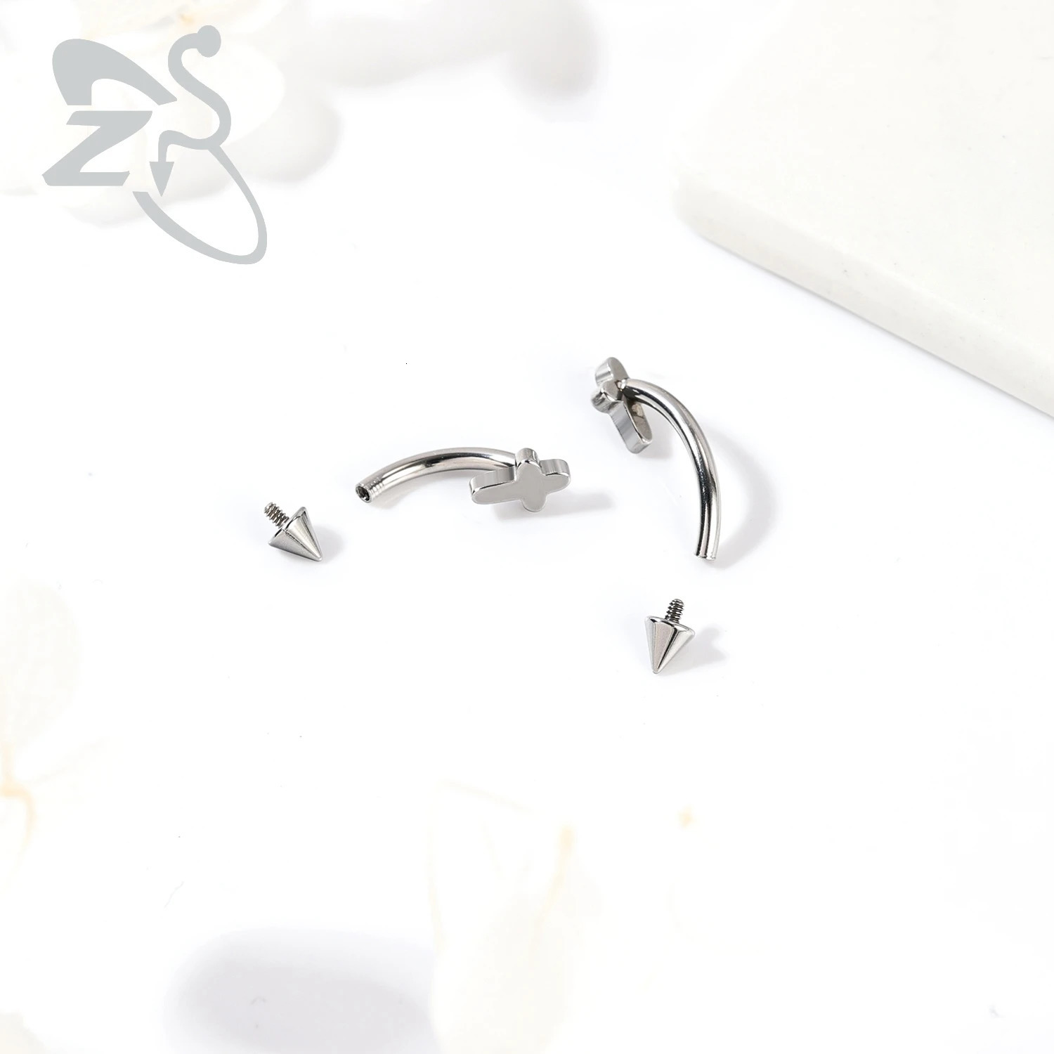 ZS 1PC 16G Heart Moon Cross Bridge Piercing Stainless Steel Eyebrow Ring Curved Barbell Cartilage Earring Cone Labret 250606