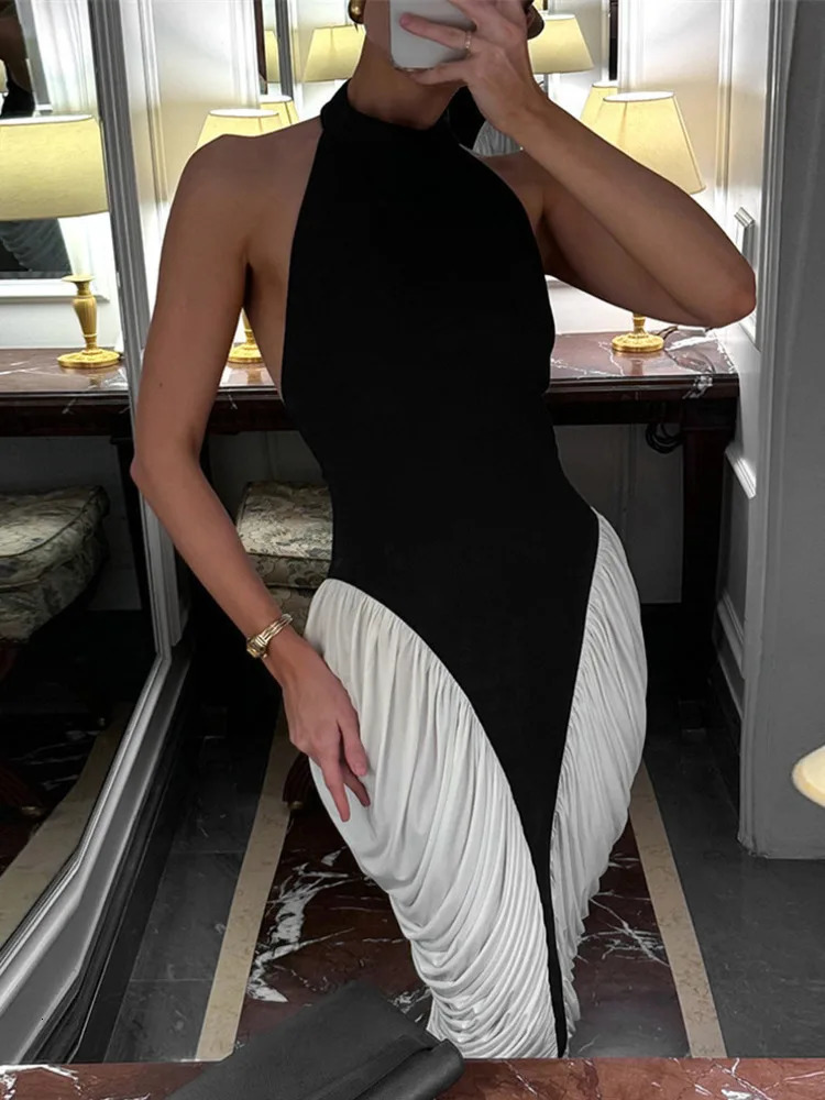 Mozision Patchwork Halter Backless Sexy Midi Dress Women Gown Elegant Fashion Contrast Color Sleeveless Pleated Long Dress 250605