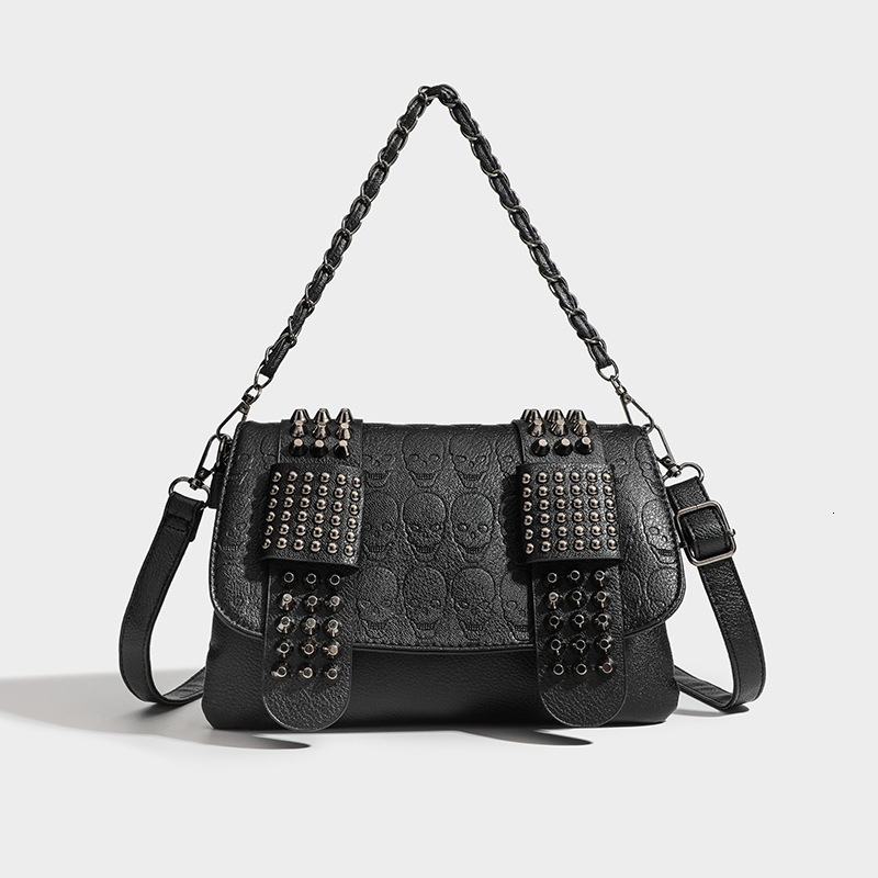 Luxury Brand Designer Bag Studded Skull Women's Bag 2025 New Casual Trendy Crossbody Bag Women's Fashion Shoulder Handbag