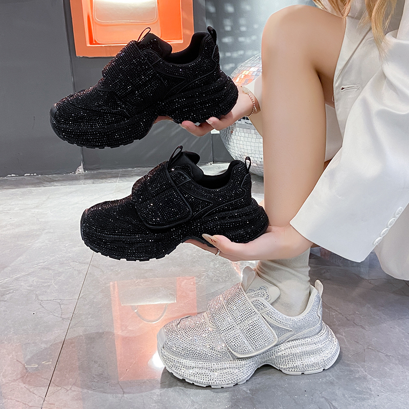 Womens Luxury Thick Bottom Sneakers Water Diamond Casual Shoes Outdoor High Quality Anti Slip Tennis Shoes Designer Sports Shoes Fashionable Running S