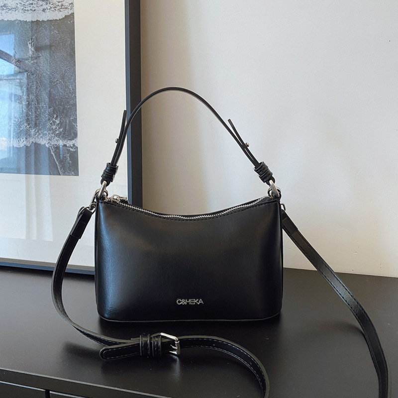 designer High-Quality Niche Bucket Bag 2025 New Women's Fashion Versatile Crossbody Bag Stylish Shoulder Underarm Bag