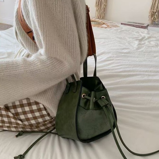 New Versatile Drawstring Crossbody Fashion Color-Block Wide Strap Underarm Bucket Matte Bag for Women Pre-Order Required