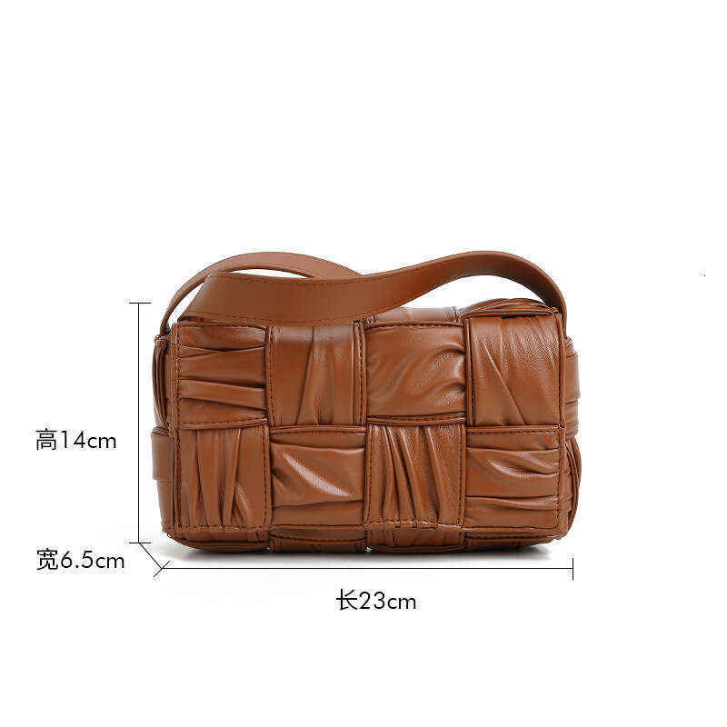 2024 New Women's Woven Pleated Fashionable High-end Handbag Shoulder Crossbody Pillow Bag
