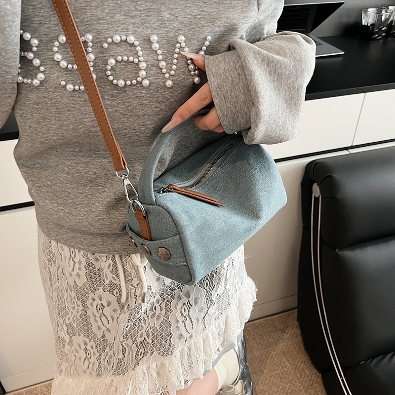 designer Small Bag for Women 2025 New Trend Color-Block Retro Denim Canvas Pillow Bag Versatile Handbag Shoulder Crossbody Bag T