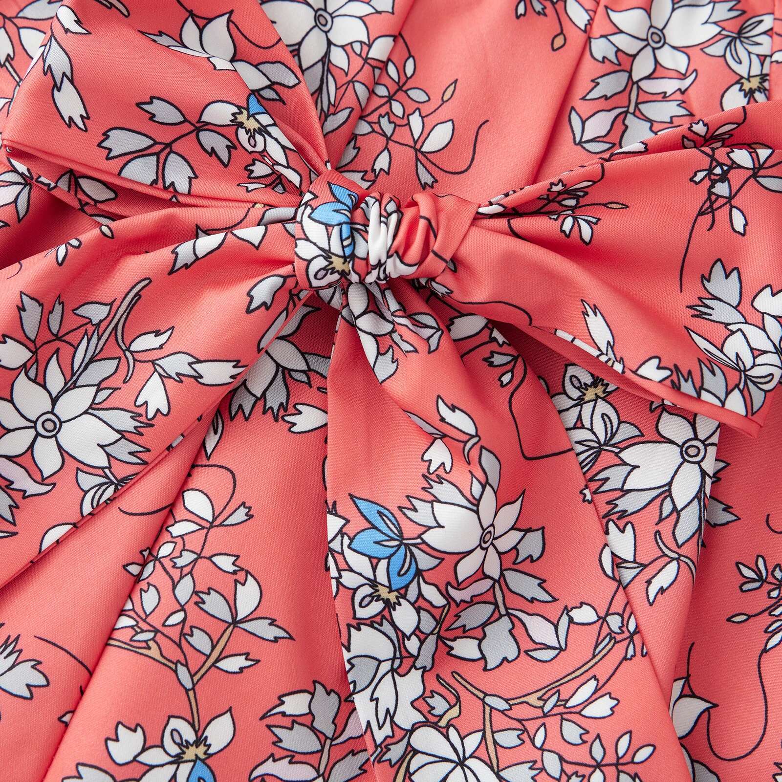 Womens Floral Print Tube Top Sleeveless Off Shoulder Strapless Cropped Bandeau with Ruffle Detail and Smocked Back