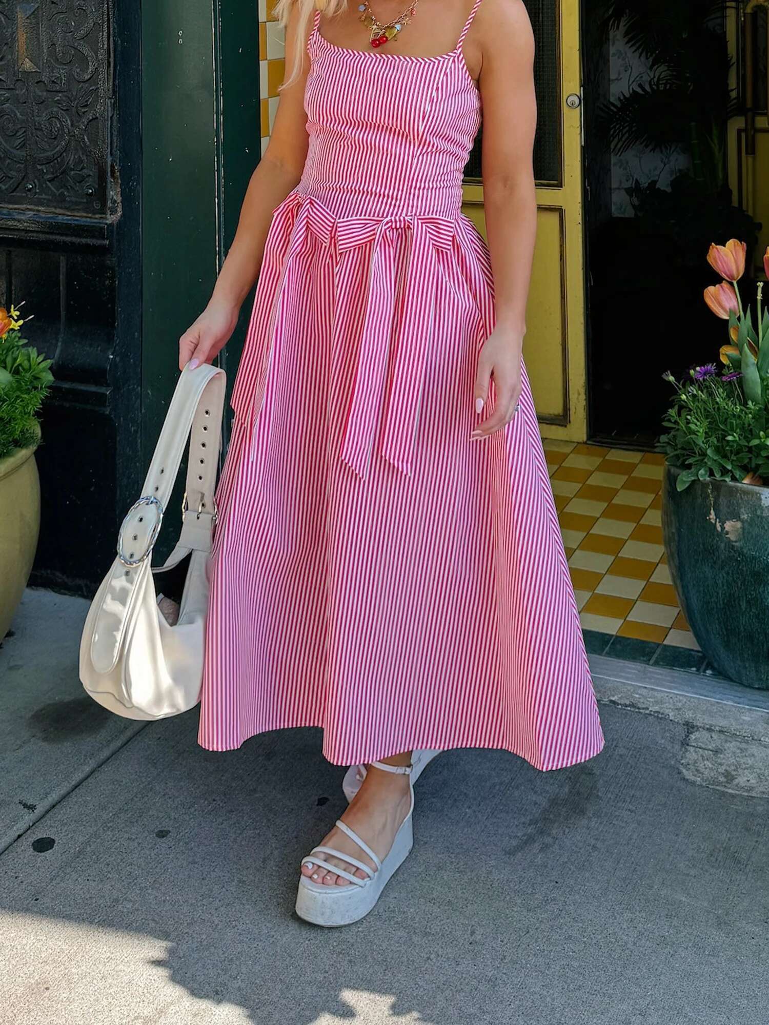 Womens Floral Print Maxi Dress Summer Sleeveless V-neck Boho Beach Dress Flowy Long Dress with Pockets