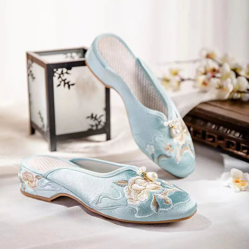 Spring Summer Womens style Baotou Half Slippers Ethnic Style Pointed Silk Satin Embroidered Home Cloth Slippers Casual Slippers 250603