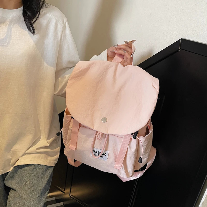 Trendy Womens Canvas Backpack Lightweight Casual Daypack with Front Pocket Fashion School Bag for Teens College Students 250605