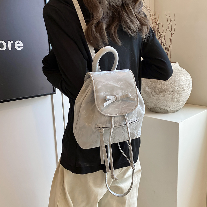 designer Korean Style Fashion Handbag for Women 2025 New High-end Versatile Backpack Casual Travel Small School Bag
