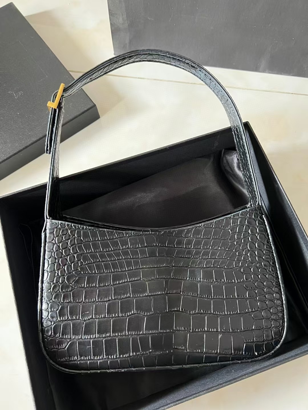 Genuine Leather Crocodile Pattern Hobo Ladies Underarm Bag Elegant Handbag by Stylish Shoulder Totes for Everyday Use Designer Quality Clutches 2867
