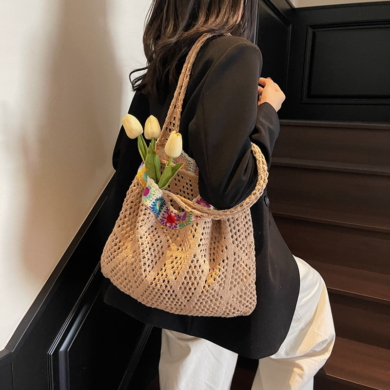 designer Lazy Style Straw Bag for Women 2025 Spring Summer New Versatile Shoulder Commuter Tote Bag Beach Vacation Beach Bag