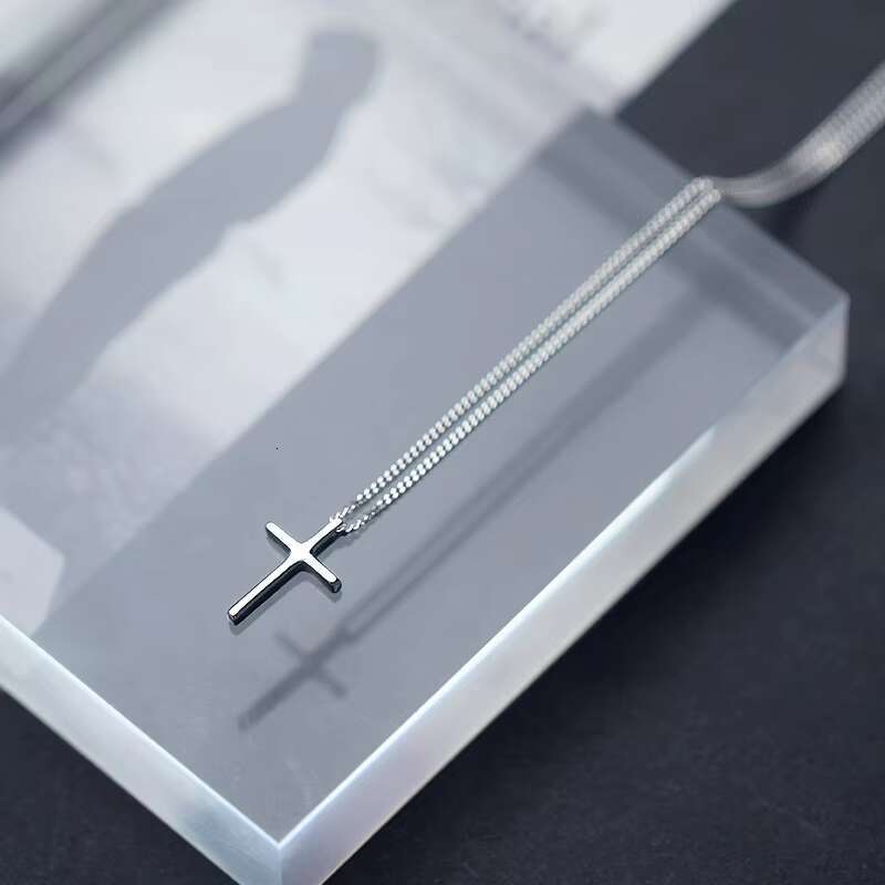 Solid Pure 925 Sterling Silver Cross Fashion Pendant Necklace for Women