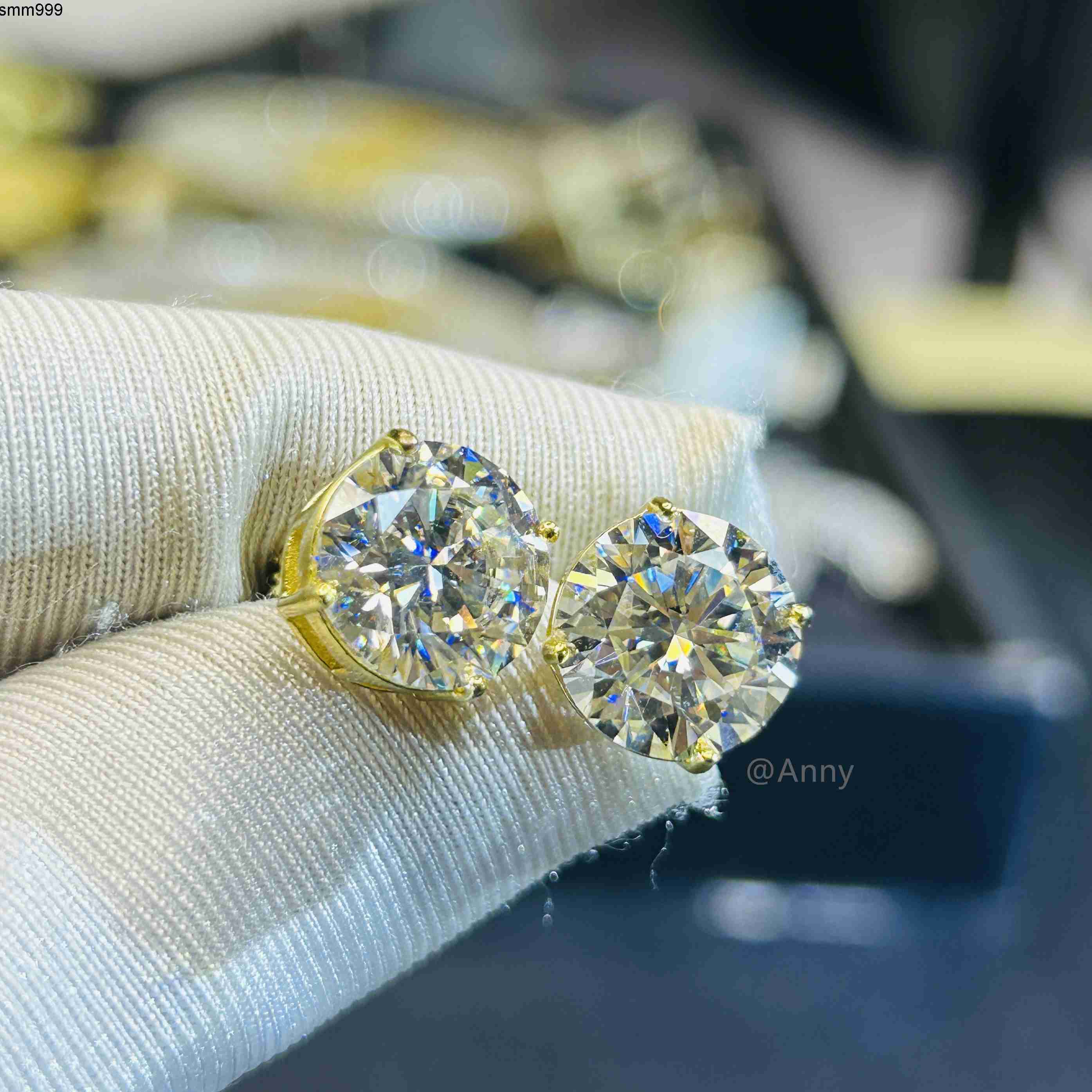 Luxury 8CT Screw Back VVS Moissanite Stud Earrings Hip Hop Earring Stud Jewelry Classic 10MM Moissanite Earrings 925 Silver