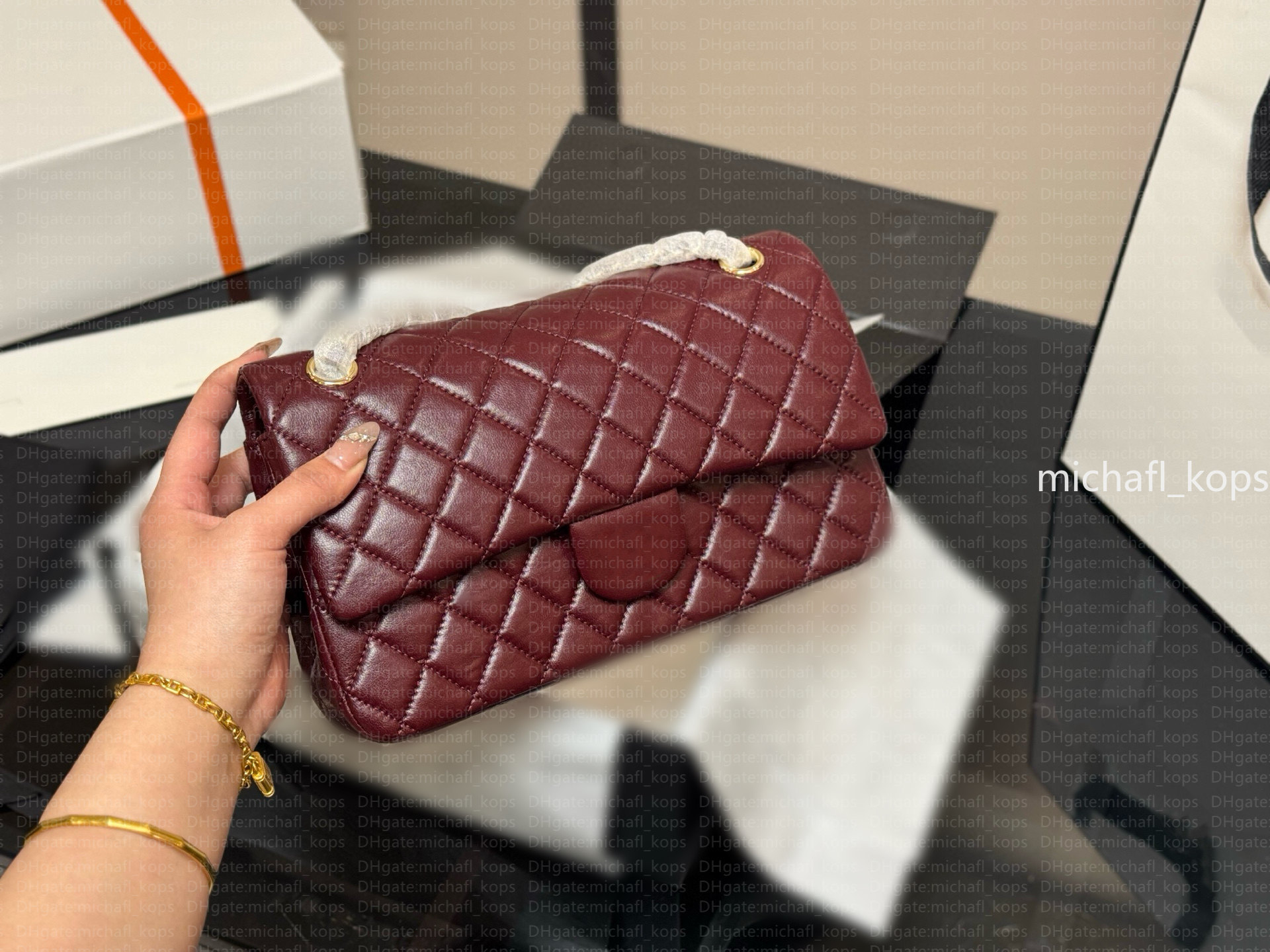 7A designer bag 1:1 sheepskin bag women's shoulder bag fashionable leather flip bag CF 25CM chain bag