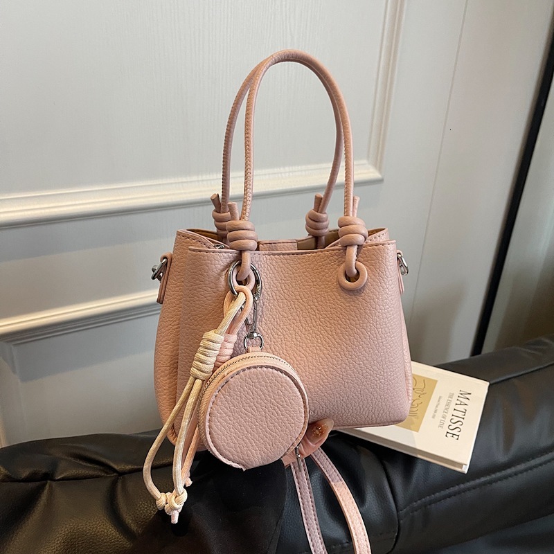 Luxury Brand Designer Bag Women's Bag 2025 Spring Summer Trend Bucket Bag Single Shoulder Crossbody Large Capacity Versatile Retro Korean Style H