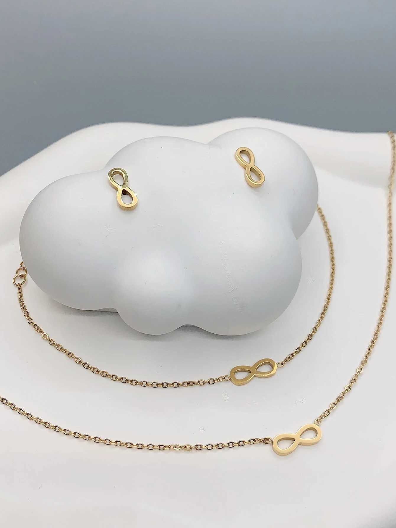 4-piece Bohemian Womens 18K gold plated stainless steel size 8 necklace Earrings Accessory set Ramadan Valentine gift Z250607