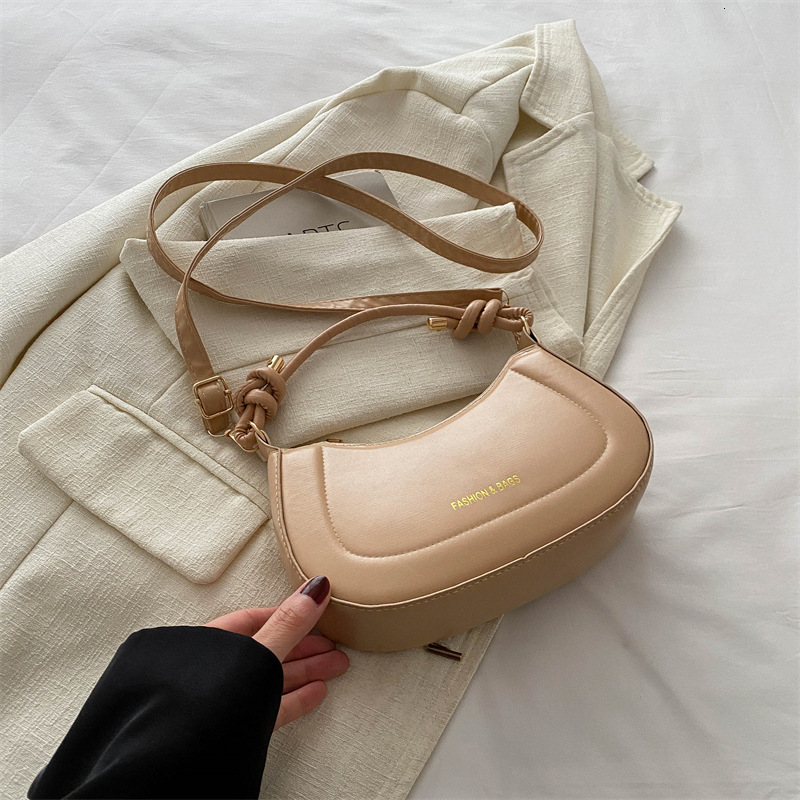 Luxury Brand Designer Bag Solid Color Textured Simple Single Shoulder Crossbody Bag For Women 2024 Spring New Versatile Ins Style Casual Bag Fashionab