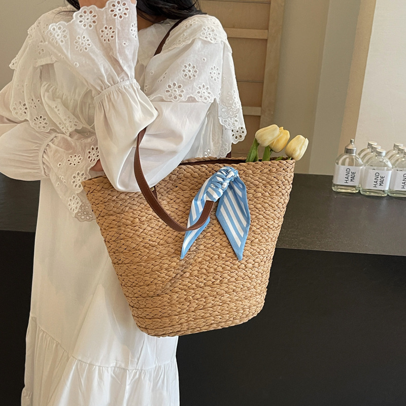 designer Straw Woven Tote Bag for Women Large Capacity 2025 New Vacation Beach Bag Woven Bucket Bag Basket Co