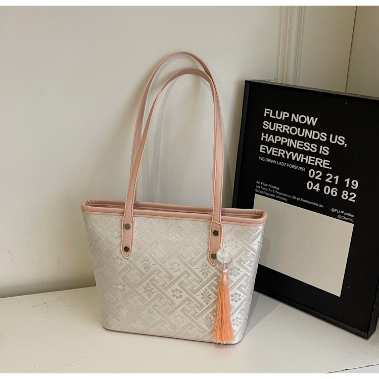 Luxury Brand Designer Bag Wanji Pattern Handheld Tote Bag 2025 New Ethnic Style Commuter Large Bag Light Luxury Fashion Large Capacity Single Shoulder