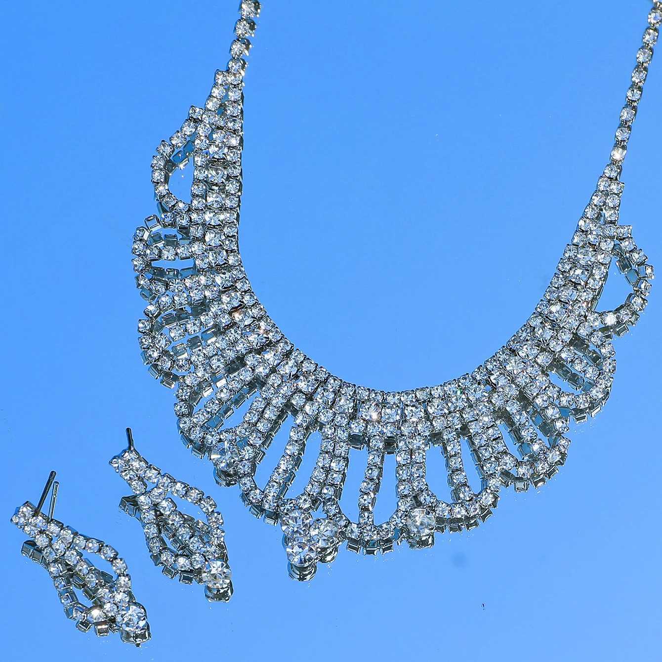 3pcs/set Womens Sparkling Rhinestone Jewelry Set 2025 New Eid Gift Wedding Jewelry Z250607