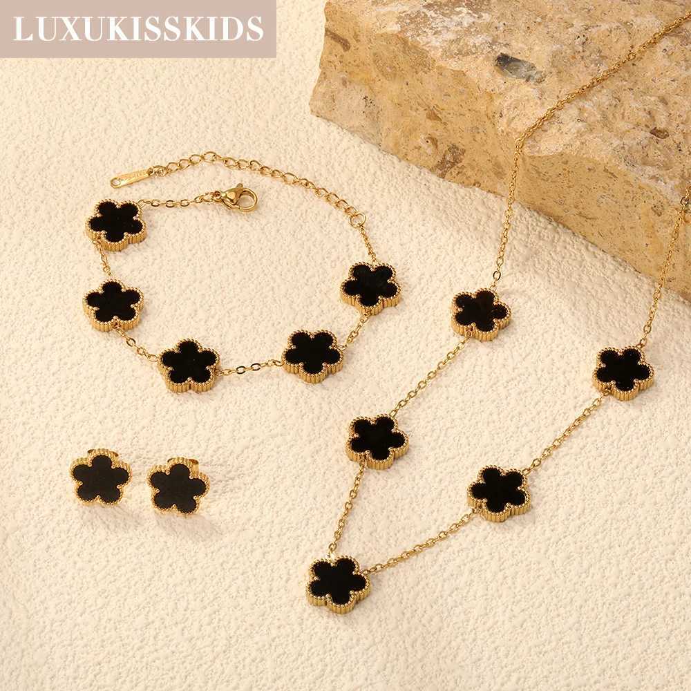 LUXUKISSKIDS Minimalist 3PCS Golden Five- Flower Necklace Earrings Jewelry Sets Shell Dailywear Party Gifts Z250607