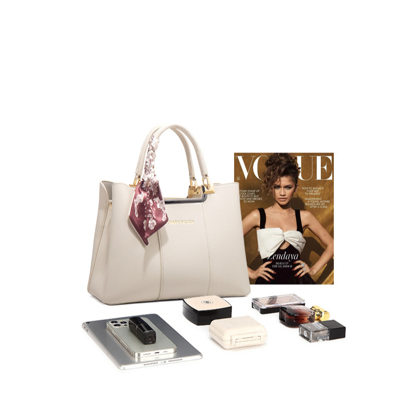 Free Shipping 2025 Summer Luxury New Niche High-end Elegant Handbag Large Capacity Commuter Shoulder Crossbody Designer Bags Mom Bag