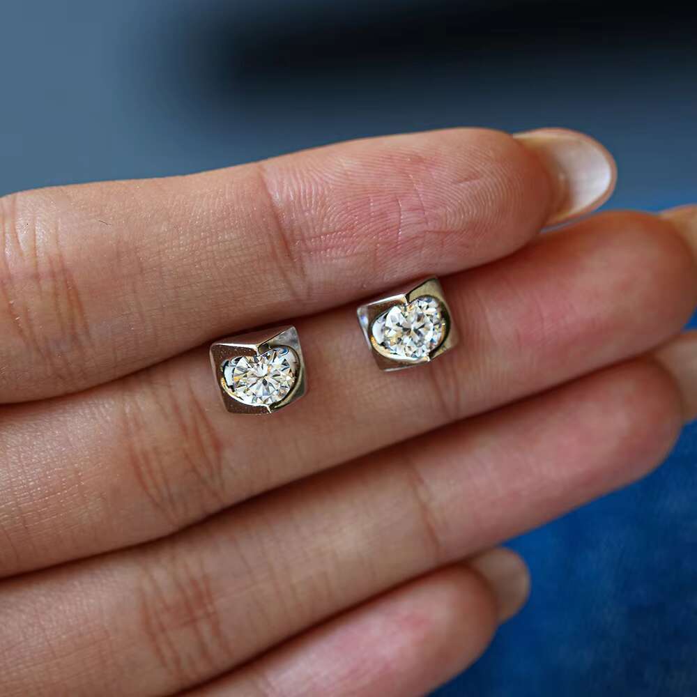 925 Sterling Silver GRA Moissanite Diamond New Fashion Fancy Love Earrings Moissanite Stud Earrings for Women
